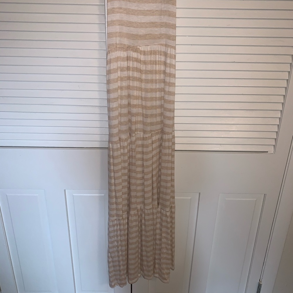 Striped Maxi Dress - Picture 3 of 4